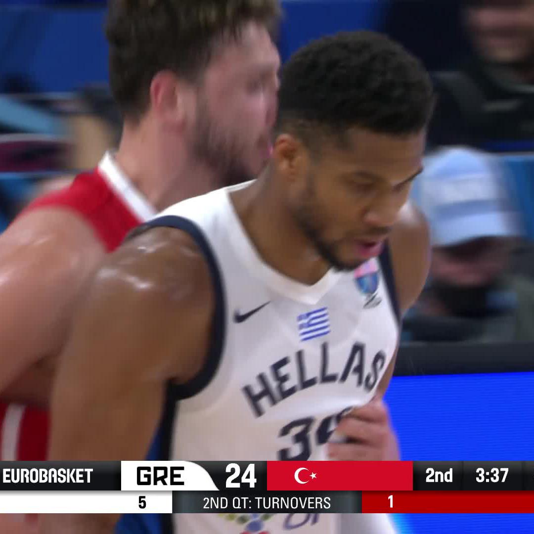 OH MY ALPEREN SENGUN 😱 He rolls to the basket and unleashes at the rim! Watch all the FIBA EuroBasket action live on Courtside 1891: