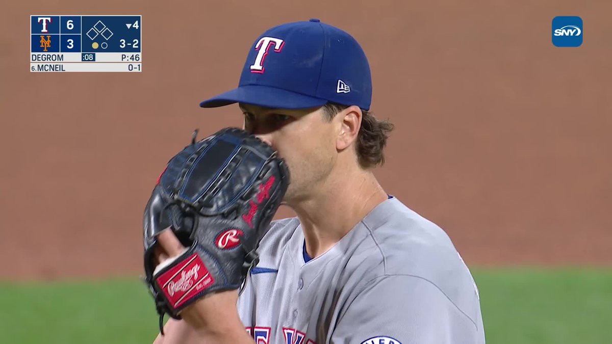 “FUCK YOU GOD DAMNIT” That was enough to get Jeff McNeil tossed from tonight’s game