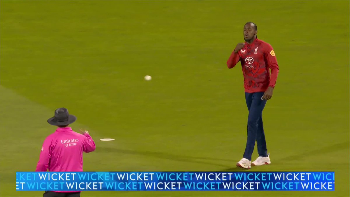 Three hundred runs scored in an IT20 innings 🤯 A record breaking evening in Manchester! Full 2nd Vitality IT20 highlights here!
