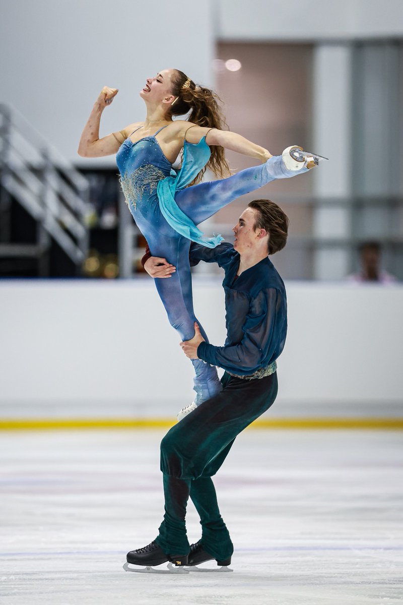 🥇 Hana Maria Aboian &amp; Daniil Veselukhin danced their way to their first gold of the season in Bangkok — rhythm, style, and pure passion on the ice! 💃🕺✨ #JGPFigure #FigureSkating
