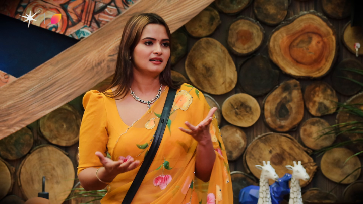 Kya yeh Weekend Ka Vaar badal dega Neelam ka Tanya aur Kunickaa se rishta? 👁️ Dekhiye #BiggBoss19, Mon-Sun raat 9 baje JioHotstar aur 10:30 baje #Colors par. #Vaseline #AppyFizz Danube Properties Citroën India {BB, Bigg Boss, BB19, Bigg Boss 19, Weekend Ka Vaar} Gaurav Khanna Awez Darbar Abhishek bajaj Nehal Chudasama Nagma Mirajkar 🍓 Baseer Ali Tanya Mittal Ashnoor Kaur Syed Zeeshan Quadri Kunickaa Sadanand #NataliaJanoszek #PranitMore The MriDul #NeelamGiri Farrhana Bhatt Amaal Mallik Shehbaz Badesha