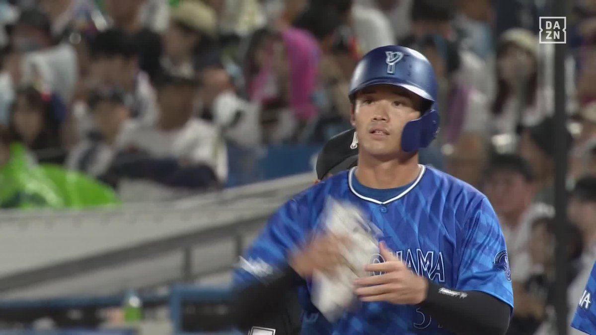 記念ボールが返ってきた 追い込まれても慌てず 加藤響 嬉しいプロ初安打㊗️ ⚾プロ野球(2025/9/13) 🆚ヤクルト×DeNA 📱Live on DAZN #オレをみろ #baystars #だったらDAZN