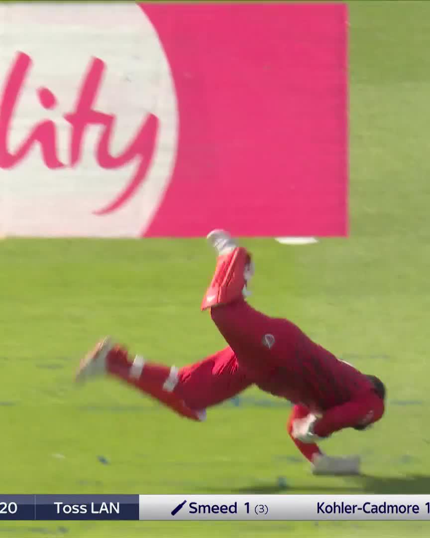 Jimmy Anderson gets one to move a long way and finds the inside edge... 😮 But it's the first boundary of #FinalsDay!