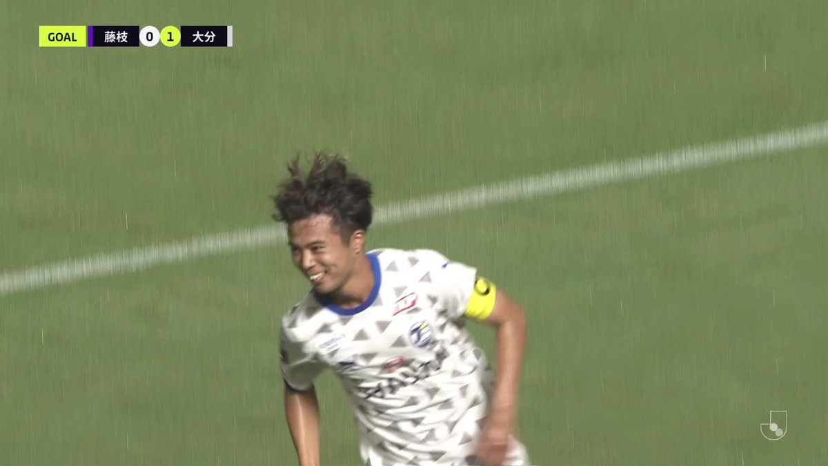 天笠泰輝が右足一閃！🚀 🎦 ゴール動画 🏆 明治安田Ｊ２リーグ 第29節 🆚 藤枝vs大分 🔢 0-1 ⌚️ 22分 ⚽️ 天笠 泰輝（大分） #Ｊリーグ