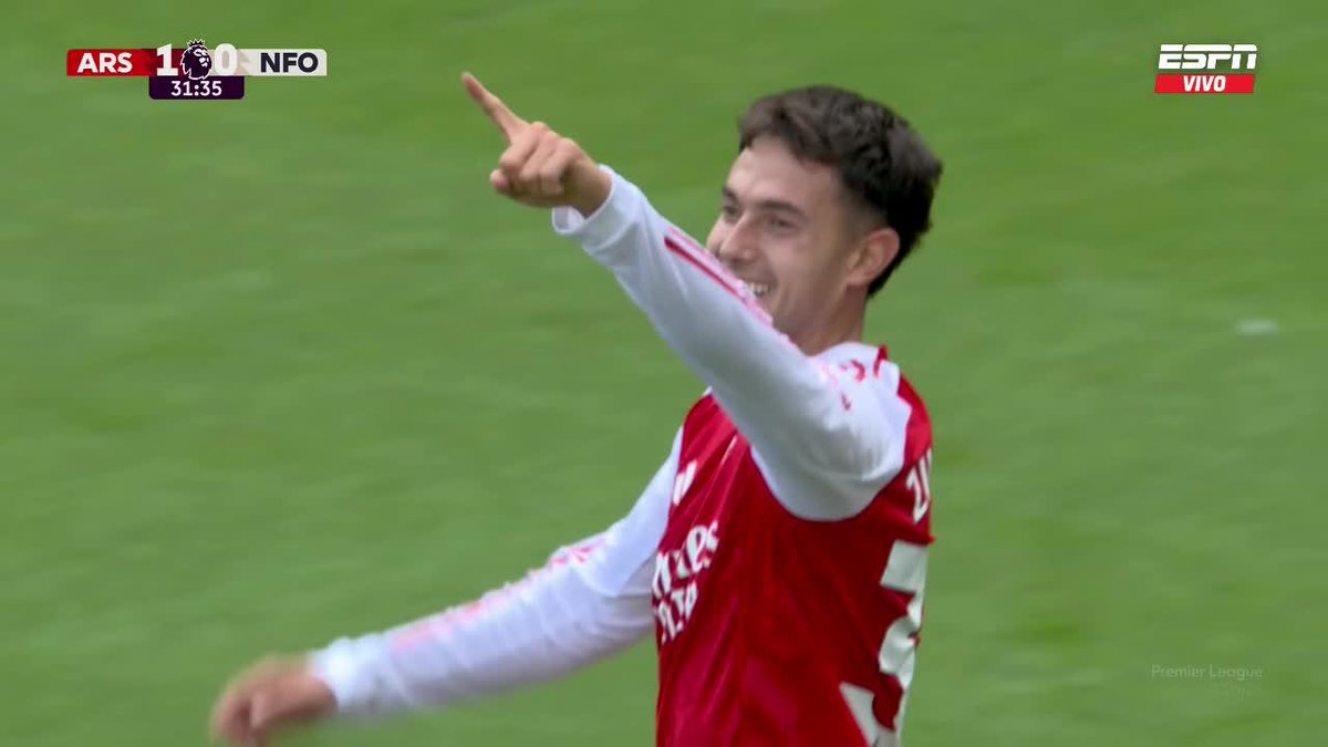 ¡¡UFF, QUE LOCURA DE GOLAZO DEL ARSENAL!! VOLEA INFERNAL DE ZUBIMENDI PARA EL 1-0 ANTE FOREST. 📺 Mirá la Premier League por #DisneyPlus Plan Premium