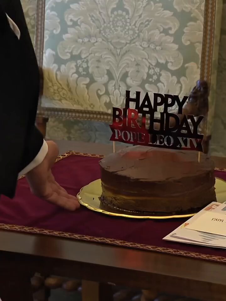 U.S. Ambassador to the Holy See Brian Burch brought a cake to celebrate Pope Leo’s 70th birthday. Video: Vatican Media