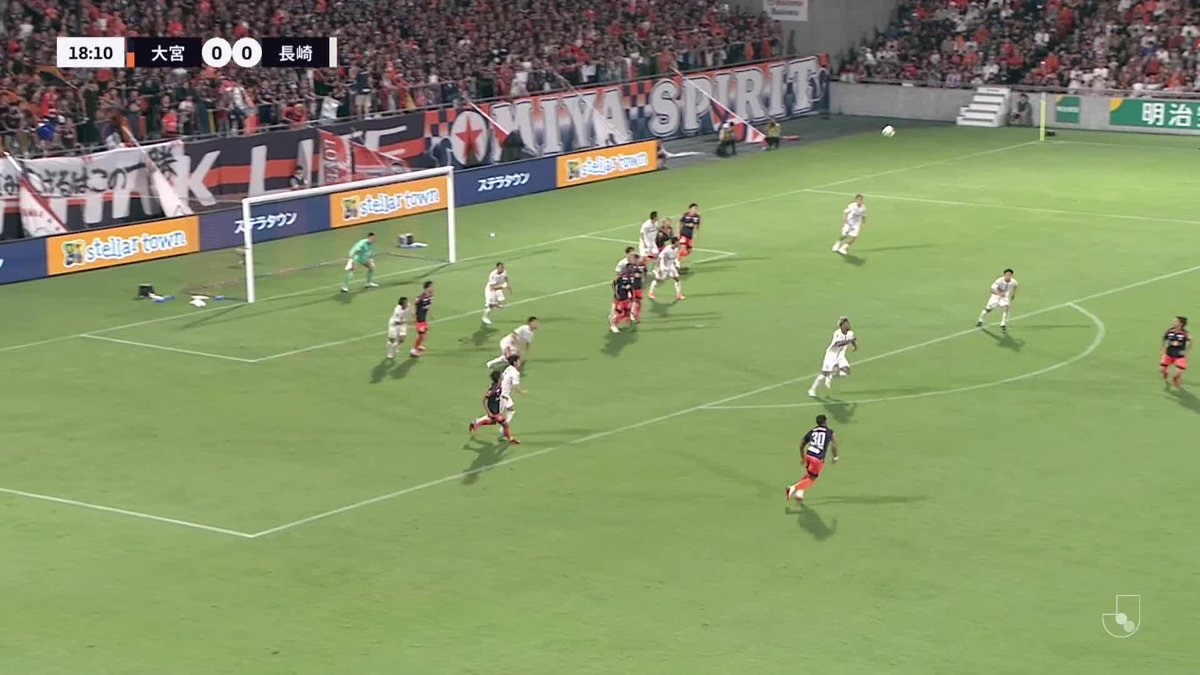 🔷🔶 𝙏𝙊𝘿𝘼𝙔'𝙎 𝙂𝙊𝘼𝙇⚽️✔️ 🔢1-0 ⚽️#山口蛍 選手 "仲間のため、名倉巧のために"🤝。 #マテウスジェズス 選手が敵陣からドリブルで独走突破し、最後は走り込んだキャプテン #山口蛍 がボレーでネットを揺らす。 #vvaren #獲るぞTEPPEN #大宮長崎 #ONEFORNAGU #14NAGU