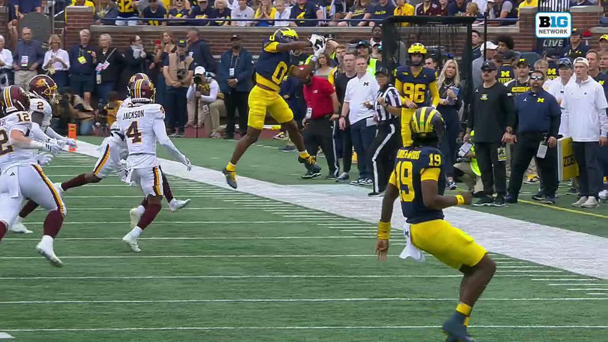 That's a catch‼️ Semaj Morgan got both feet down on this highlight-reel sideline grab 👀 📺: BTN
