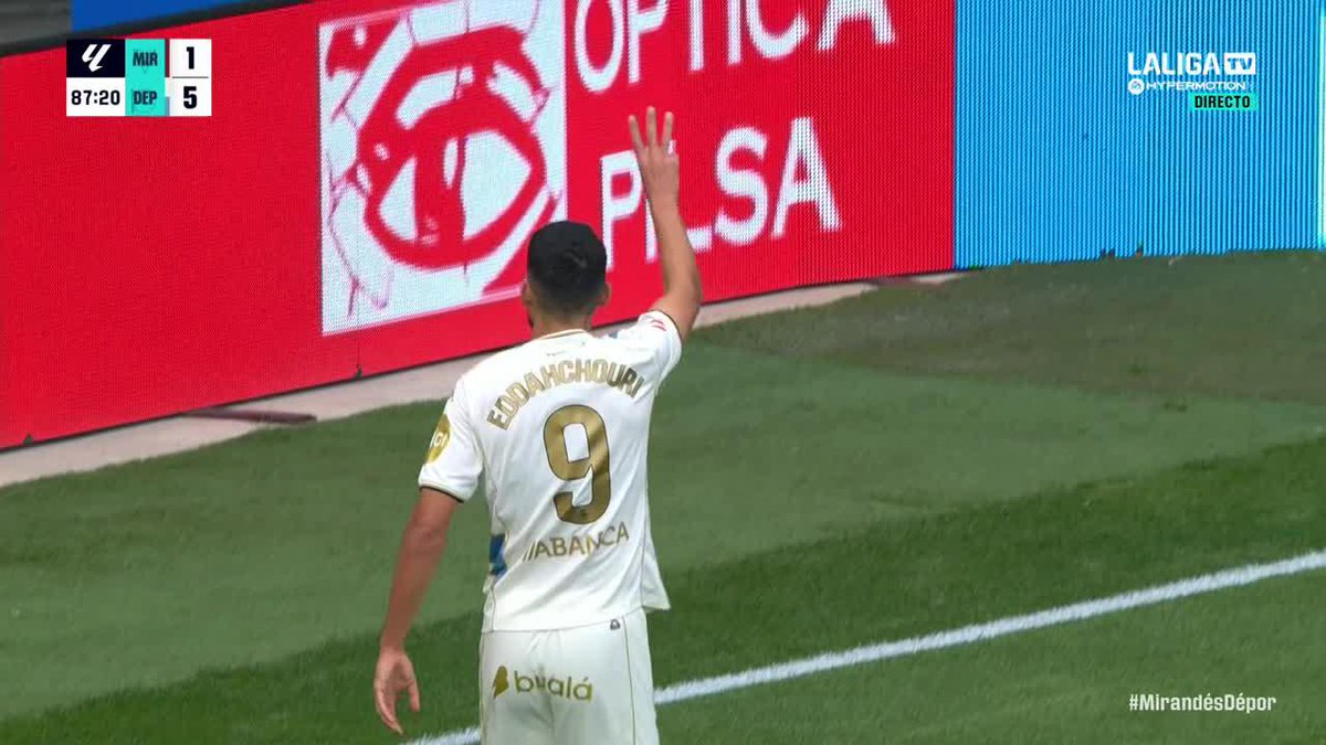 ¿Anotar un hat-trick en menos de 20 minutos?👀 Si eres Zakaria Eddahchouri, claro que es posible ⚽️⚽️⚽️ Lo de este RC Deportivo es puro FÚTBOL TOTAL✨ #LALIGAHYPERMOTION