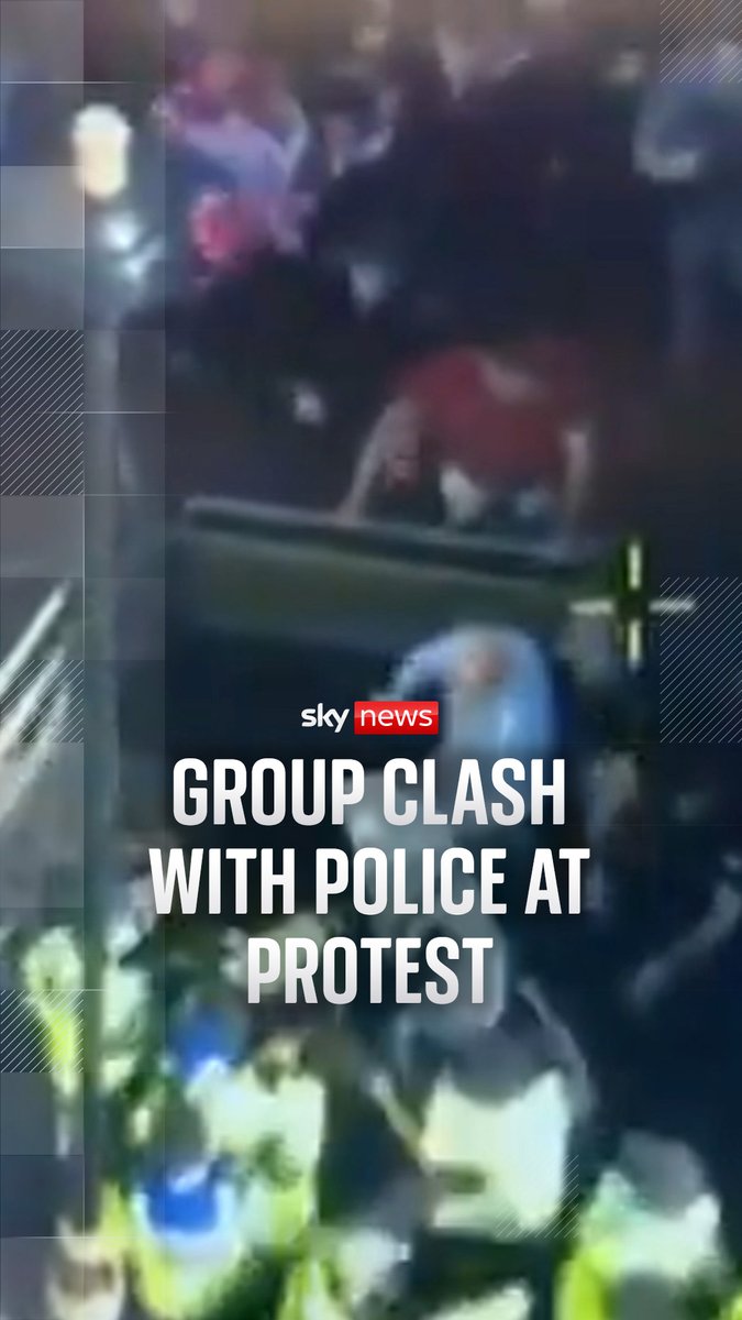 A small group of protesters have clashed with police in London. Police commentator Graham Wettone explains how police have worked to separate the protesters from the 'Unite the Kingdom' rally and 'March against Fascism' counter-protest. 