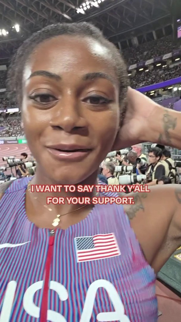 🇺🇸Sha'Carri Richardson advancing to the World Champs 100m semis winning a close prelim ahead of 🇯🇲Shericka Jackson #WorldAthleticsChamps