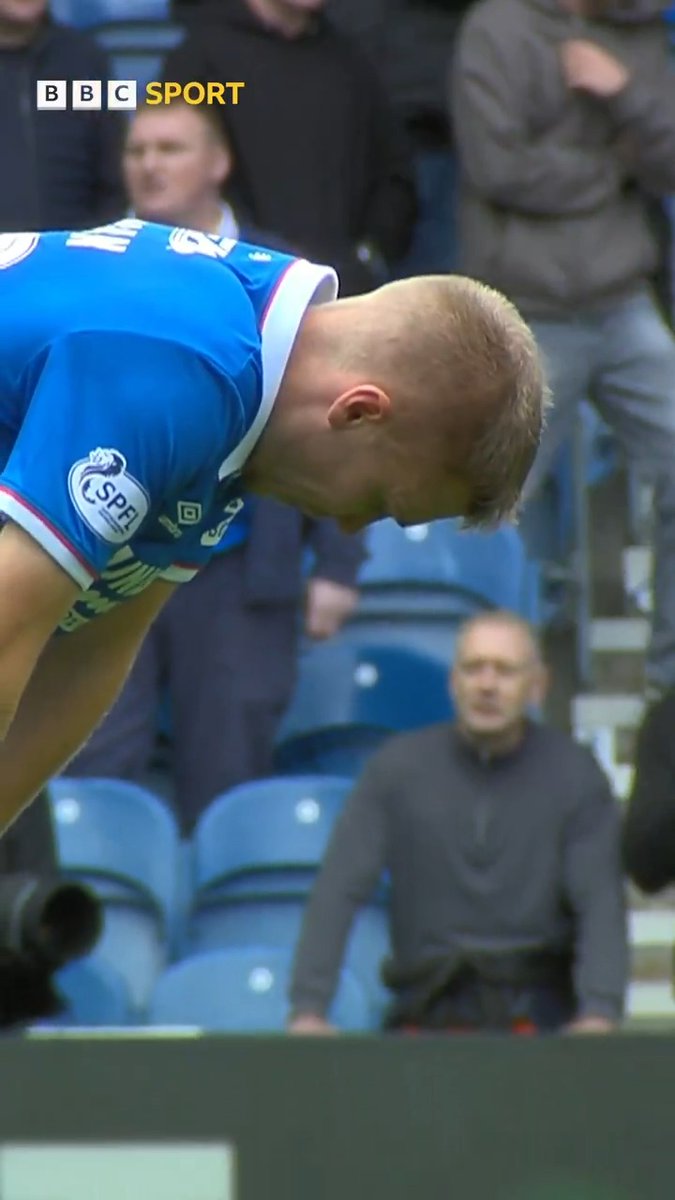 Boos at Ibrox as Hearts win 2-0 to go top of the Scottish Premiership. Hearts celebrate a first win at Ibrox in 11 years, as Rangers fall to 10th in the league. #BBCFootball
