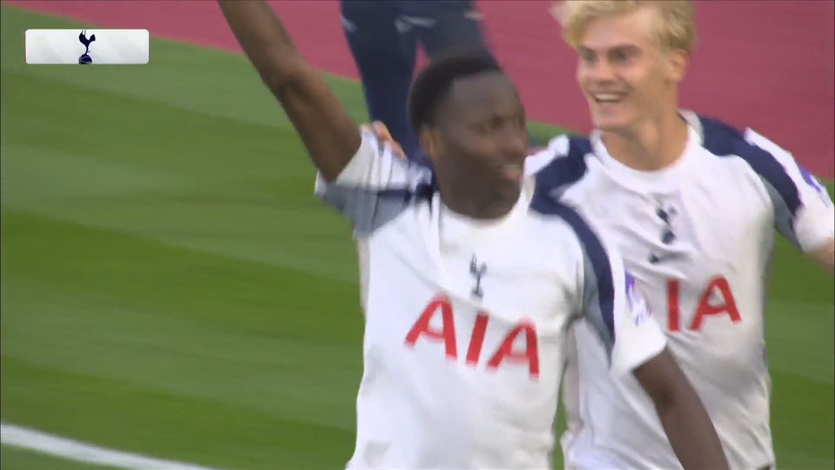 Pape Matar Sarr heads home the Xavi Simons corner to give Spurs the lead! 💥