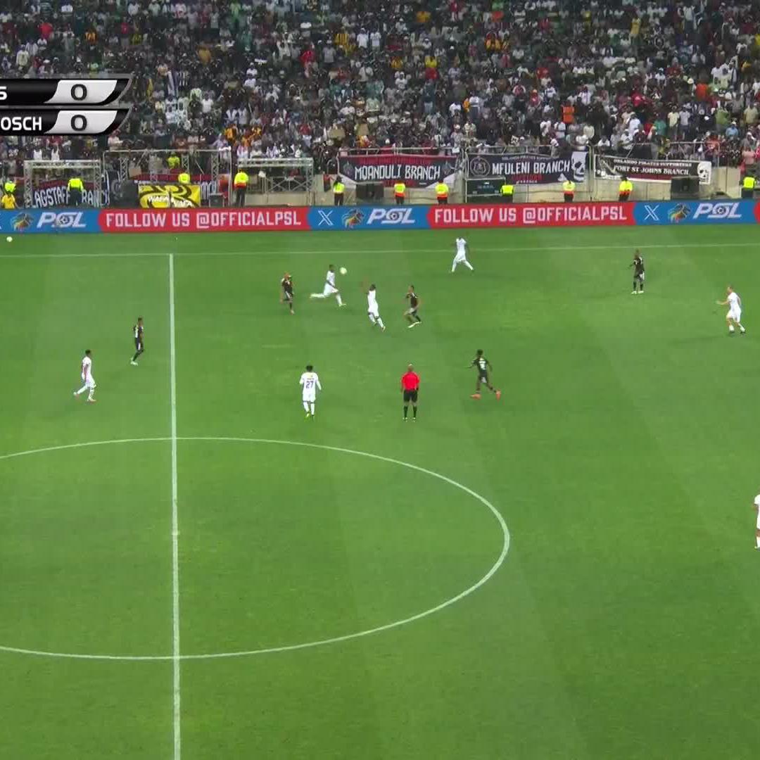 Off the bench and into the goal 😮‍💨☠️ The Bucs bench has some stocks 📈 📺 Stream #MTN8Final on DStv: