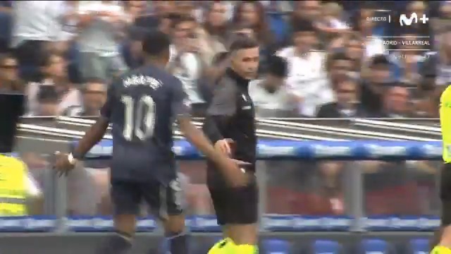 "¡Mbappé, hijo de p***! ¡Mbappé, hijo de p***!" 🔊 Los cánticos de una parte de Anoeta. #DeportePlus #LaCasaDelFútbol
