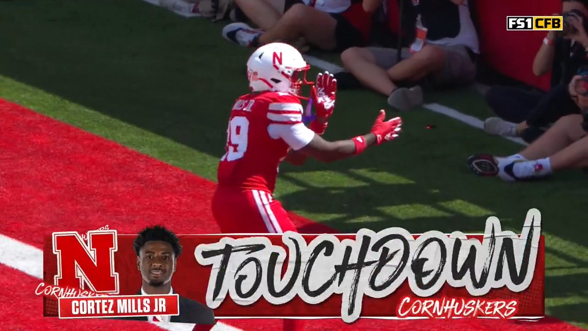 Freshman to freshman for 62 YARDS 👀 What a dot from TJ Lateef for Nebraska Football !