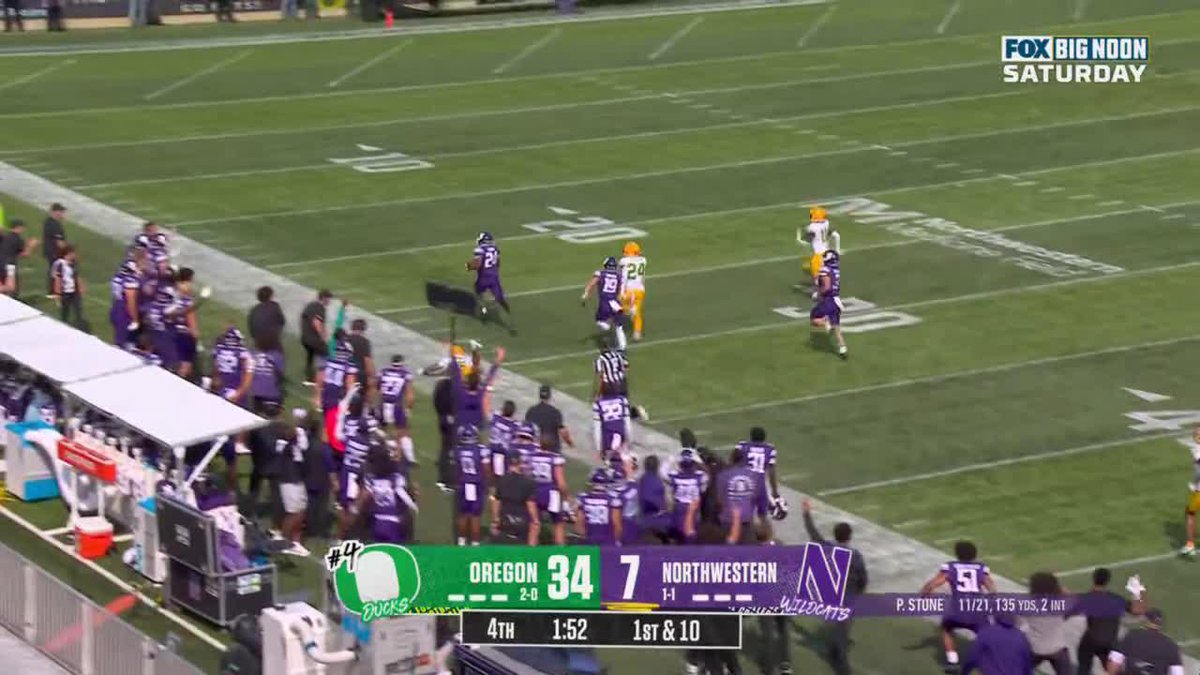 79-YD TD FOR DASHUN REEDER AGAINST THE NO. 4 DUCKS 🤯 Northwestern Football 📺: FOX