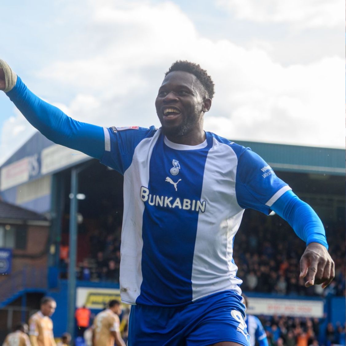 💥 A perfect header. #oafc