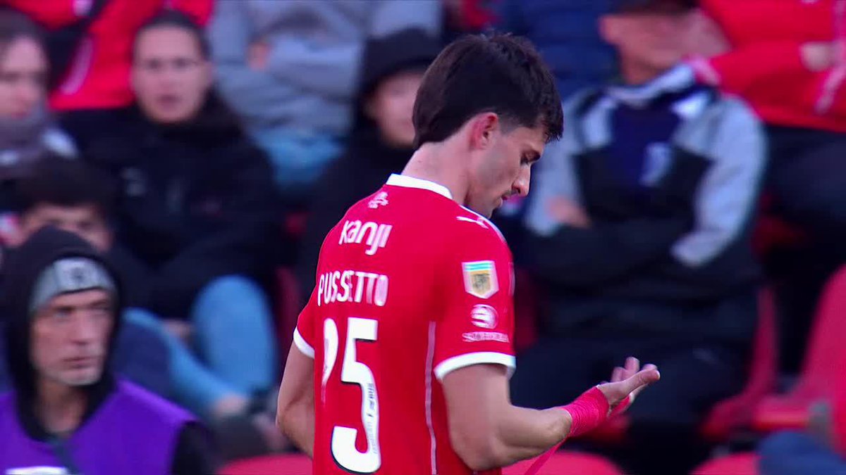 “Pussetto y Mazzantti” Porque fueron muy silbados cuando salieron en el LDA. Lo de Nacho es casi infantil, como un nene que está enojado y no quiere jugar. El otro, pobrecito, se choca las rodillas cuando corre.