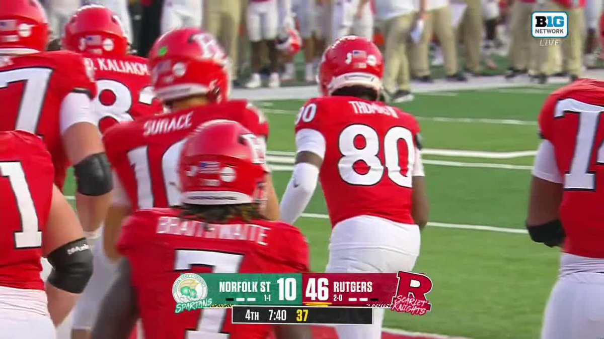 ✅ First career TD pass ✅ First career catch/TD AJ Surace and Dino Kaliakmanis just hooked up for a memorable Rutgers Football 🪓 TD. 📺: BTN