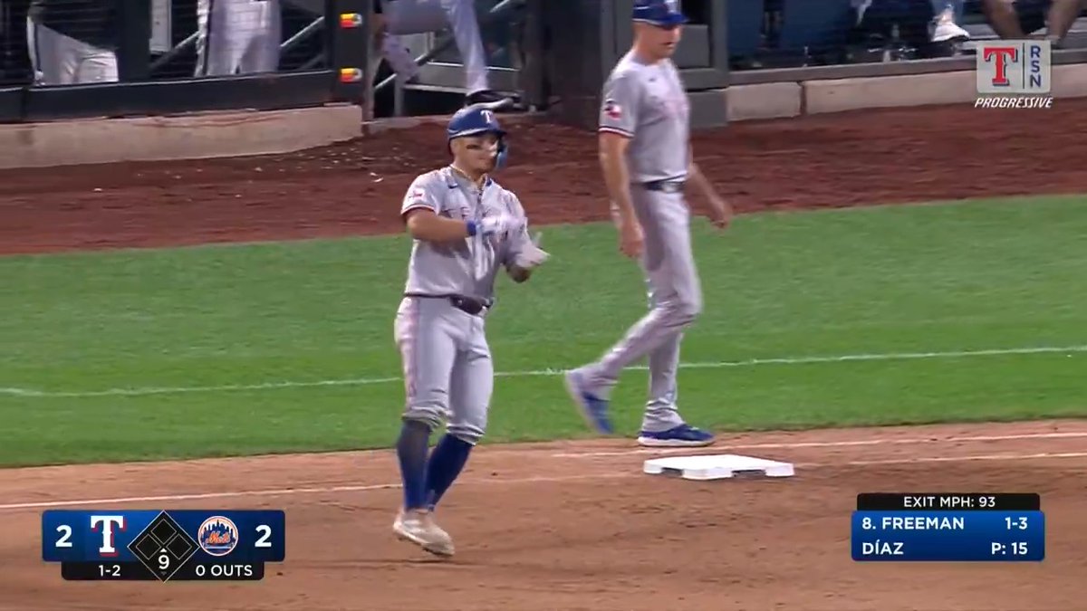 Game-winning run sparked by the Little Rascals 👀 STIHL USA x #AllForTX