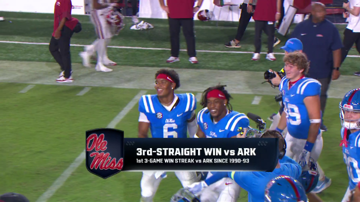 OLE MISS SEALS THE WIN AT HOME 😤 Ole Miss Football has won three straight over Arkansas for the first time since 1990-93 😳