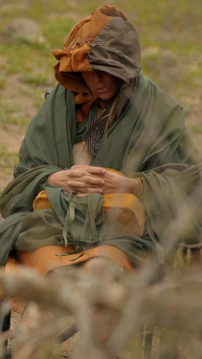 Teal's challenge is in jeopardy due to her sudden tailspin 😧 Don't miss the #NakedAndAfraid: Apocalypse season finale TONIGHT at 8P on Discovery.