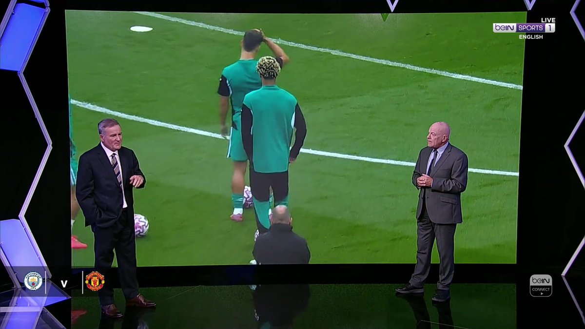 🗣️ "I can't believe he [Ekitike] joined the team after being told they're going to buy Alexander Isak for double what you cost!" Richard Keys &amp; Andy Gray debate Hugo Ekitike's decision to join Liverpool... #beINPL #BURLIV #LFC