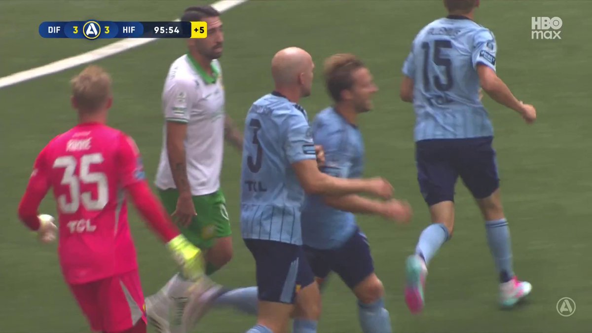 3-3 i 96:e minuten! 🤯 Adam Ståhl målskytt för Djurgården 📲 Se Allsvenskan på HBO Max