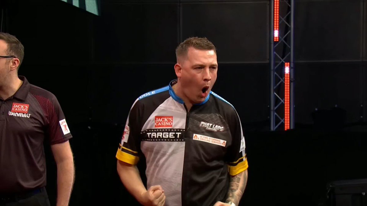 DOBEY REELS IN THE BIG FISH! 🎣 What a way to stay in the match! Chris Dobey produces the biggest checkout of them all to keep his hopes alive against Gerwyn Price! 📺 #WSODFinals | QF