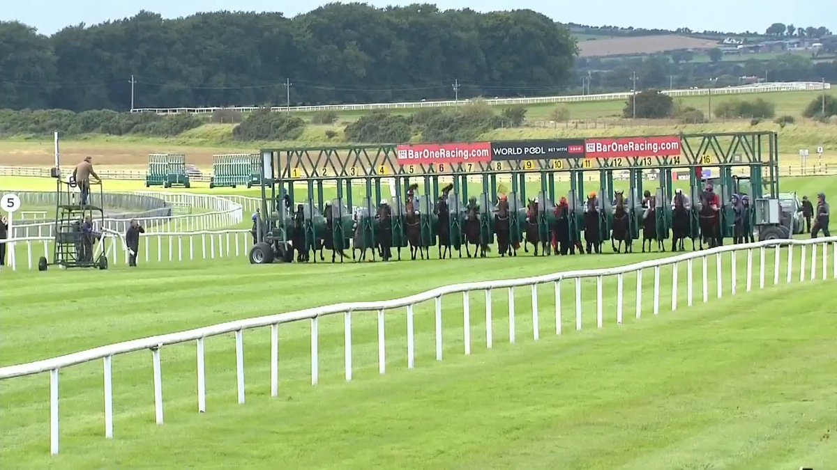 ARIZONA BLAZE bounces back in the Bar One Racing Flying Five Stakes🤩 Well done David! 👏 David Egan #ITVRacing | The Curragh Racecourse