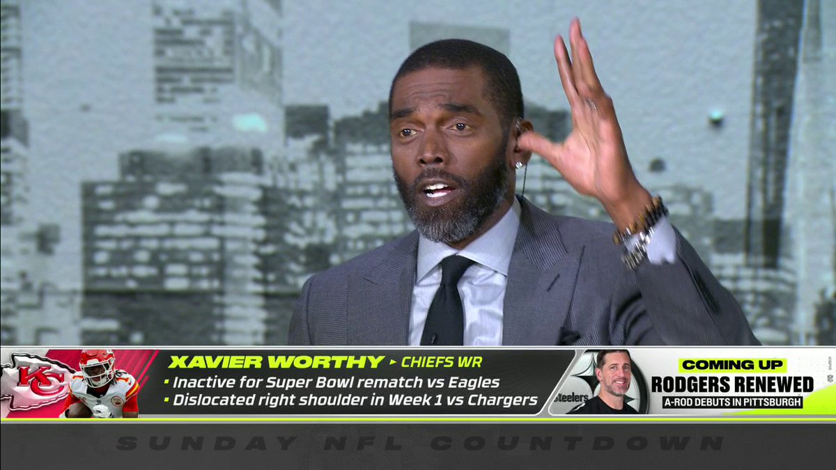 Patrick Mahomes has not lost three straight games in his career 😳 "Patrick Mahomes is going to need some magic guys." —Randy Moss ( 🎥 NFL)