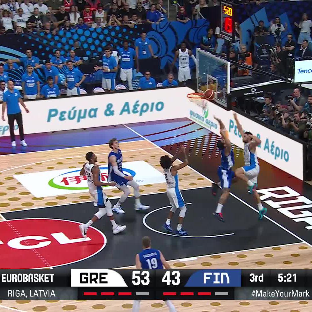 K-Pap is 35 years old and can still JUMP. #EuroBasket
