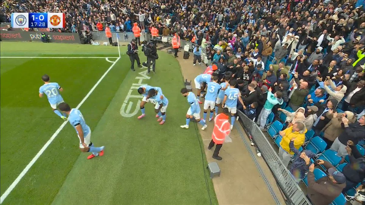 Phil Foden lights up the Etihad in the derby! 💥