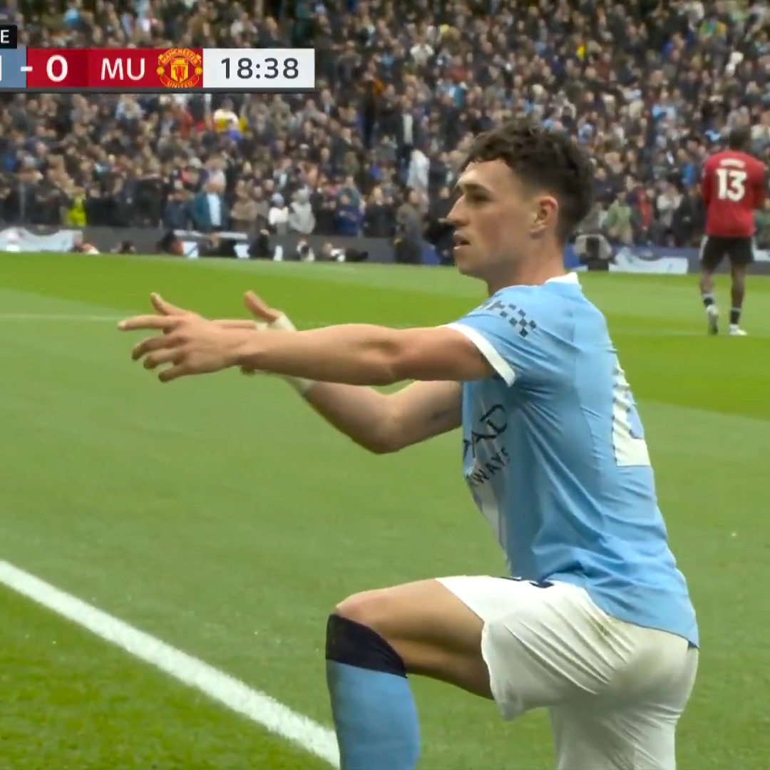 PHIL FODEN LOVES A MANCHESTER DERBY GOAL. IT'S 1-0 TO CITY. 💥