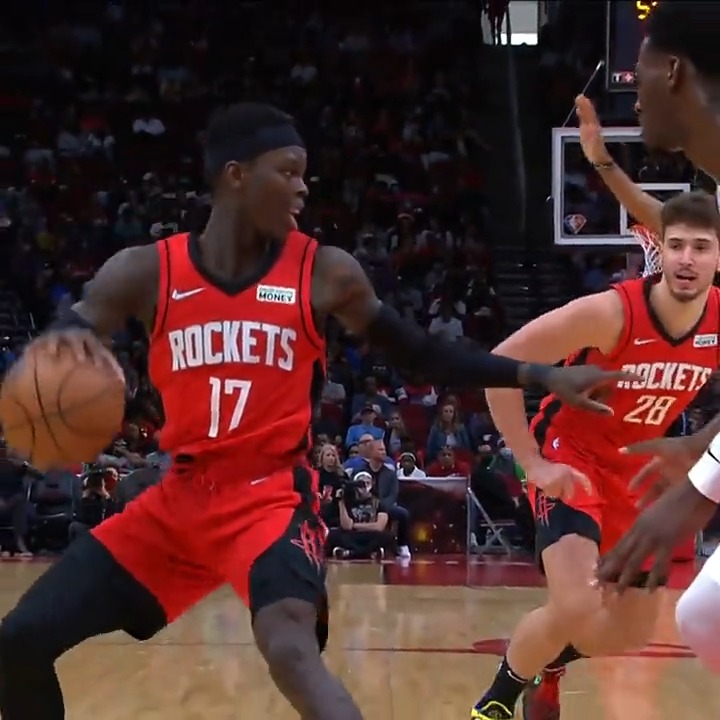 Dennis Schröder'in Houston Rockets günlerinden Alperen Şengün ile oynadığı harika ikili oyun! #EuroBasket