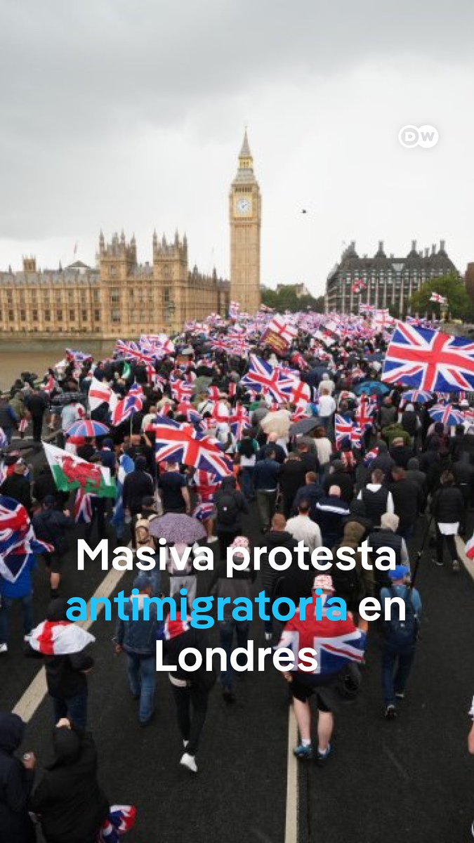 Cientos de miles marchan contra la inmigración en Londres La manifestación fue convocada por el activista de extrema derecha, Tommy Robinson. El primer ministro de Reino Unido, Keir Starmer, dijo que la protesta es un ejemplo de que la libertad de expresión funciona en el país. Pero críticos la llamaron una "marcha de odio" contra la migración.