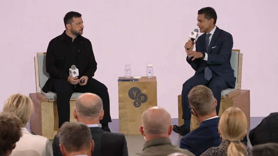 “We can’t trust Putin. He will not stop.” At the Yalta European Strategy (YES) conference in Kyiv, President Volodymyr Zelenskyy / Володимир Зеленський outlined the steps he hopes to take toward a just and lasting peace in Ukraine: