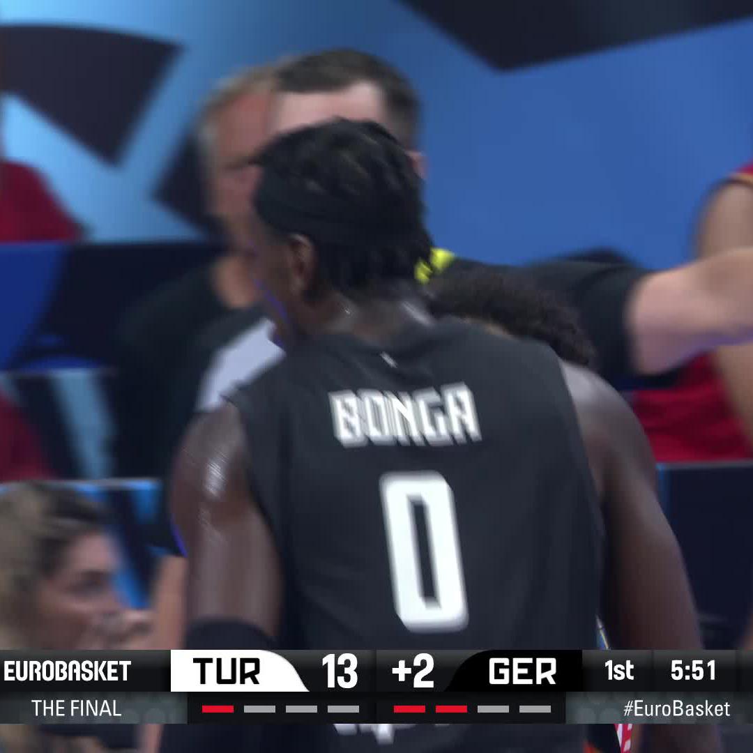 WHAT A SEQUENCE 😱 Sengun block on one end. Wagner denial on the other. It’s Germany vs. Türkiye in the EuroBasket Final! Watch all the FIBA EuroBasket action live on Courtside 1891: