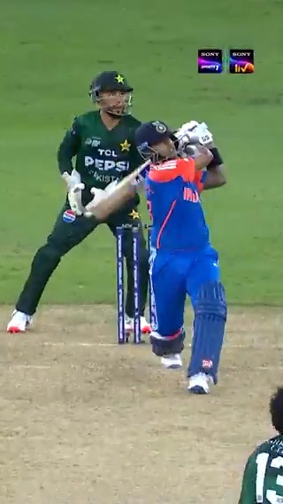 Suryakumar Yadav said - "We stand with the victims of the families of Pahalgam - we express our solidarity - want to dedicate the win to all our armed forces, hope they continue to inspire us all". - What's your take on this 🤔 #INDvsPAK