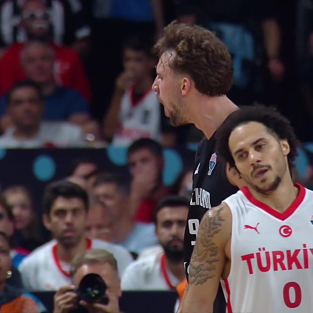 FRANZ CAME FOR THE GOLD. Wagner is up to 14 points in the first half. #EuroBasket