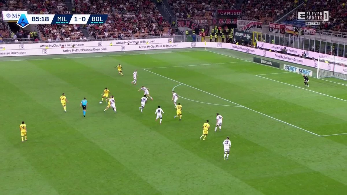 Brak karnego i czerwona kartka dla Maxa Allegriego! 😱 Co za DYMY w Mediolanie! 🤯 Jak oceniacie decyzję arbitra? #włoskarobota 🇮🇹