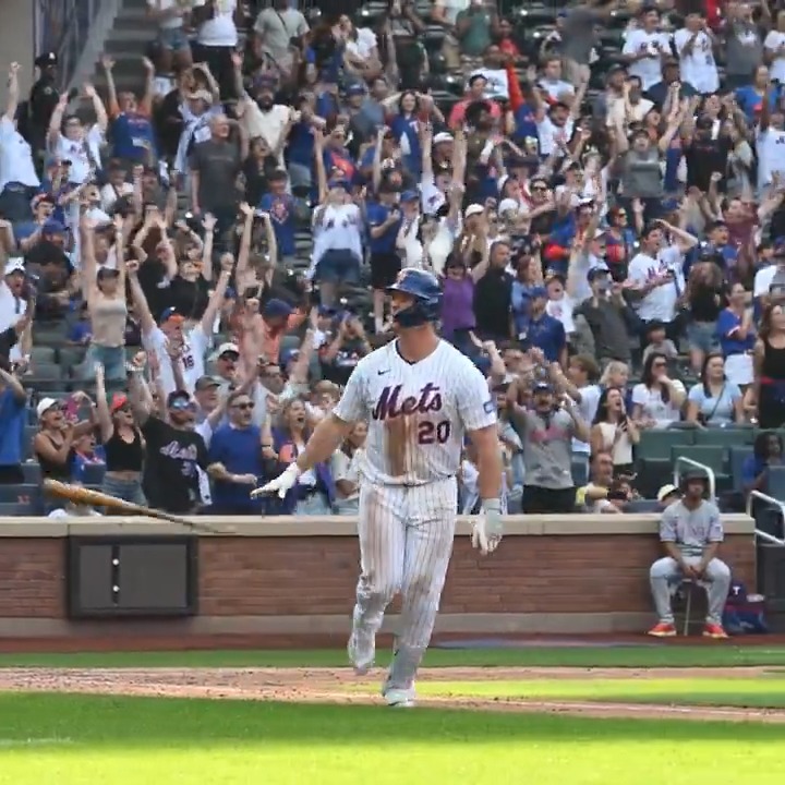 That walk-off feeling in Queens 😤