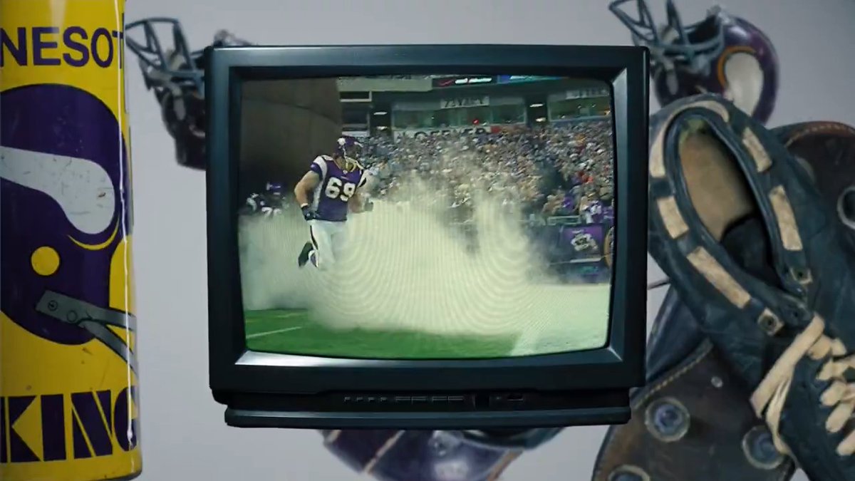 Back home for one of the greatest shows. #Skol