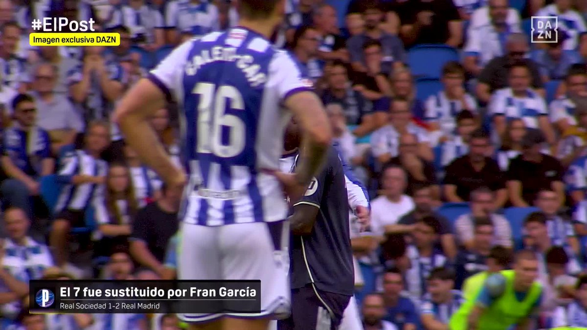 La reacción de Vinicius Jr tras ser sustituido en el Real Sociedad - Real Madrid #ElPost