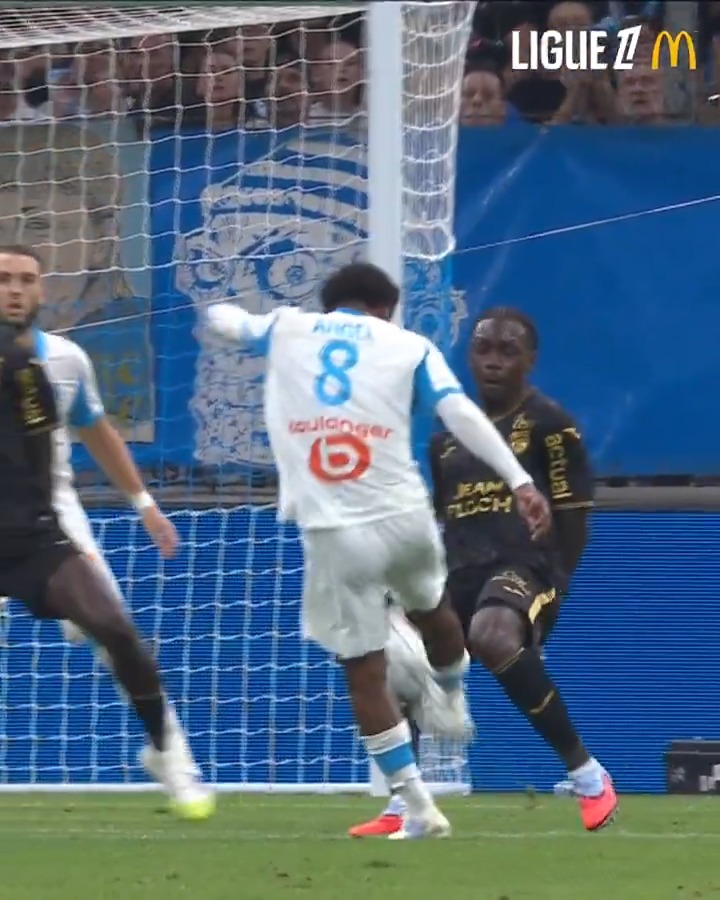 𝗖’𝗘𝗦𝗧 𝗣𝗥𝗢𝗣𝗥𝗘. 𝗖’𝗘𝗦𝗧 𝗖𝗟𝗘𝗔𝗡. 🎯 C’est du Angel Gomes 🏴. 🤩