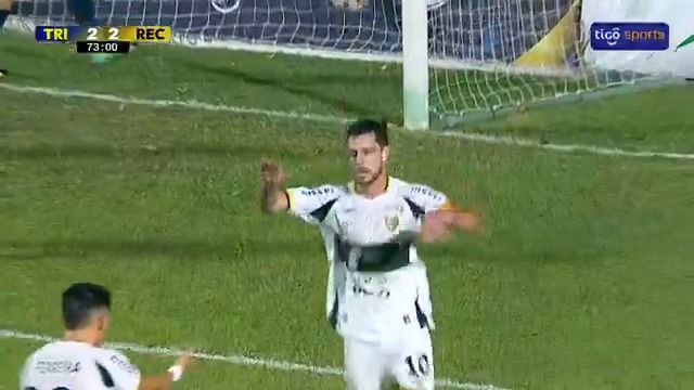Este fue el tercer penal en su carrera que a Ale Silva 🇺🇾 (36) le atajan jugando en el fútbol 🇵🇾: 1) MARTIN SILVA 🇺🇾 Libertad vs Olimpia (2022) 2) CARLOS SERVÍN 🇵🇾 Olimpia vs Tacuary (2022) 3) MATÍAS DUFOUR 🇺🇾 Trinidense vs Recoleta (2025)