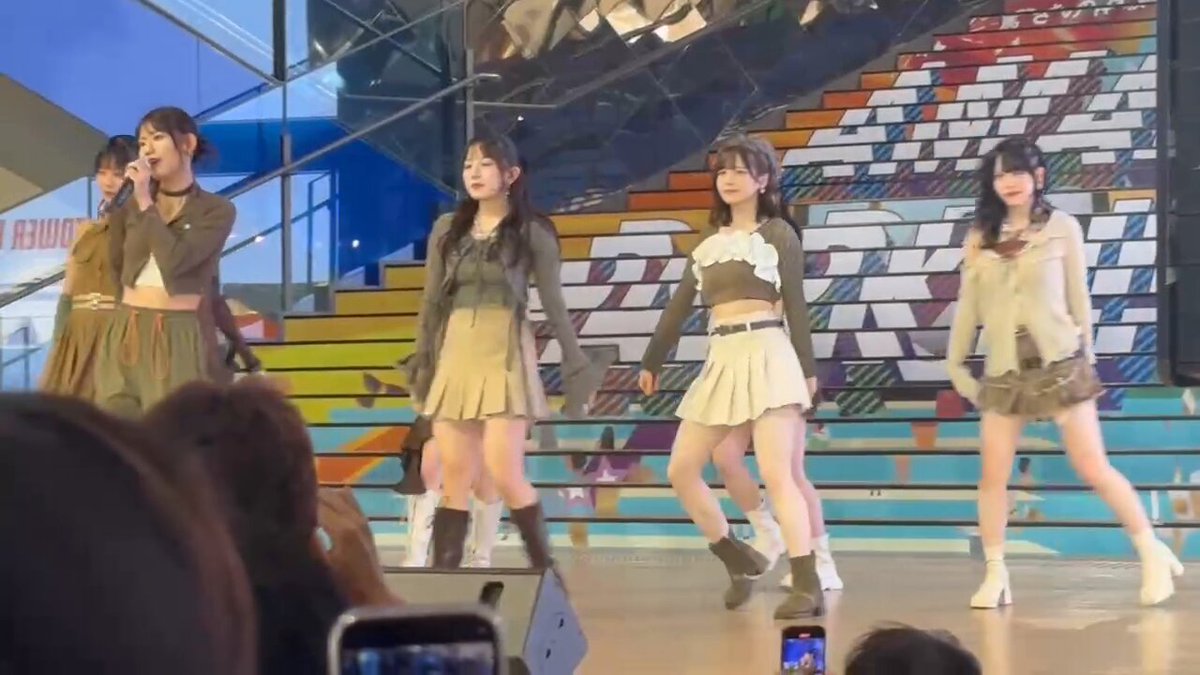 お母さんが相川始めてのリリイベ、大阪まで観に来てくれたけど大事な所(サビ)スピーカーで姿見えず #SKE48 #Karmaリリイベ #Karma