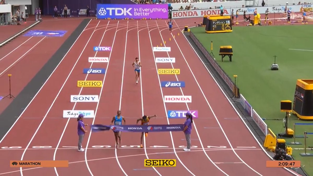 【東京世界陸上】 ▶️男子マラソン ⚡️大混戦の男子マラソン ついに決着⚡️ 🥇🇹🇿シンブ 選手 2:09:48(今季ベスト) 🥈🇩🇪ペトロス 選手 2:09:48 🥉🇮🇹アウアニ 選手 2:09:53 ✨日本勢トップ✨ 11位 🇯🇵近藤亮太 選手 2:10:53 23位 🇯🇵小山直城 選手 34位 🇯🇵吉田祐也 選手 📺TBS系 生中継