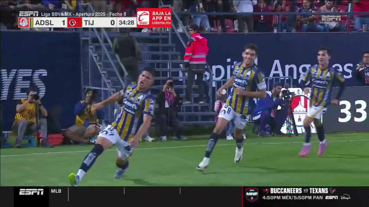 ¡GOOOL DEL ATLÉTICO SAN LUIS! ⚽️🔥 Benjamín Galdames abre en marcador en el Alfonso Lastras, ya lo gana el Atlético de San Luis. EN VIVO por ESPN y #DisneyPlus 📺